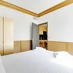 Pick A Flat\'S Apartements In Champs Elysees - Rue Du Colisee